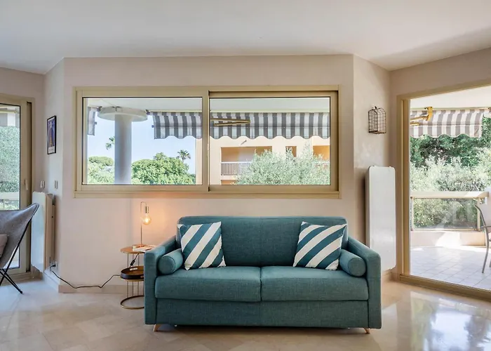 Tanit Piscine, 6 Couchages, Parking